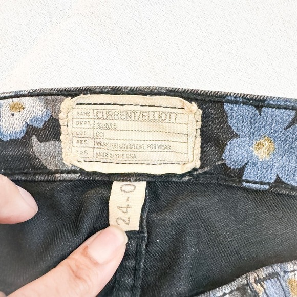 Current Elliott The Stiletto Black Wildflower Denim Jeans Size 24 - Picture 7 of 8